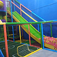 juegos infantiles, tobogan, Resbaladillas, Resbaladeros, laberintos, Playground, alberca de pelotas.