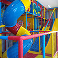 juegos infantiles, tobogan, Resbaladillas, Resbaladeros, laberintos, Playground, alberca de pelotas.